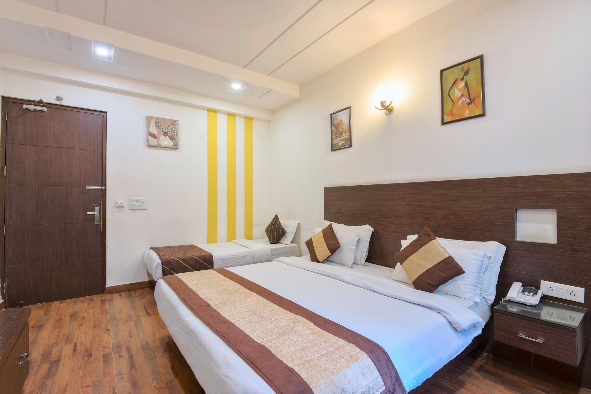 Hotel La Vista Delhi Exterior foto